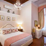 Dimora Del Cardinale - Authentic Historic 4*