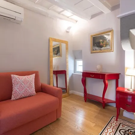 레지덴자 델 보르고 게스트하우스 4*