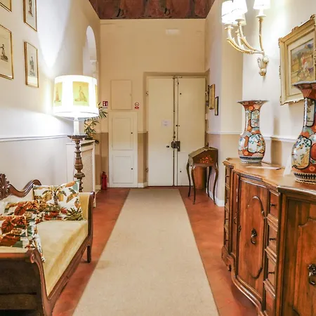Dimora Del Cardinale - Authentic Historic بيت ضيافة
