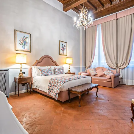 Dimora Del Cardinale - Authentic Historic Konukevi 4*