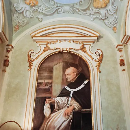 بيت ضيافة Dimora Del Cardinale - Authentic Historic 4*