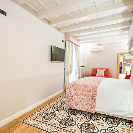 بيت ضيافة Dimora Del Cardinale - Authentic Historic 4*