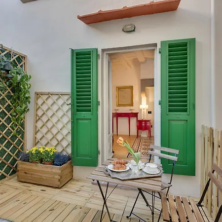 Dimora Del Cardinale - Authentic Historic Pensión 4*