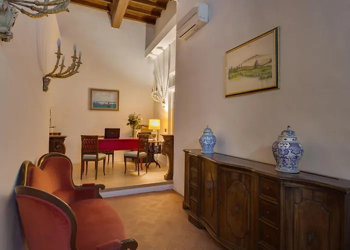 Dimora Del Cardinale - Authentic Historic 4* Floransa