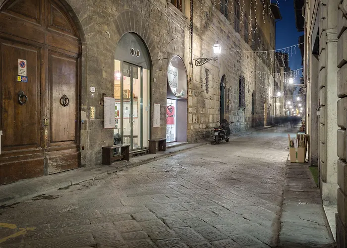 Dimora Del Cardinale - Authentic Historic 4* Floransa