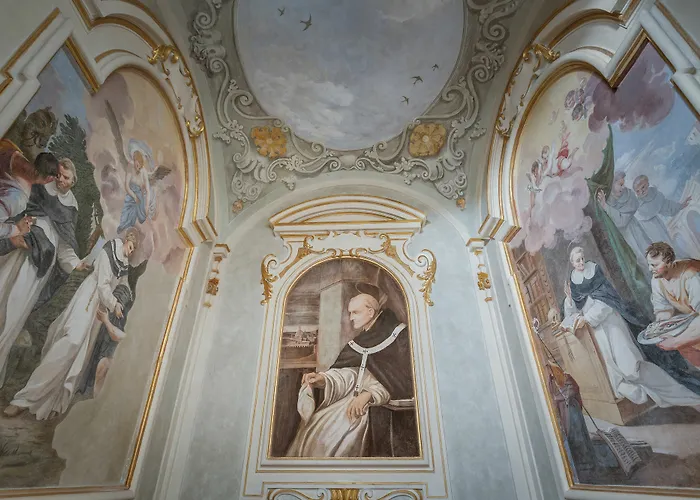 Dimora Del Cardinale - Authentic Historic Konukevi 4*